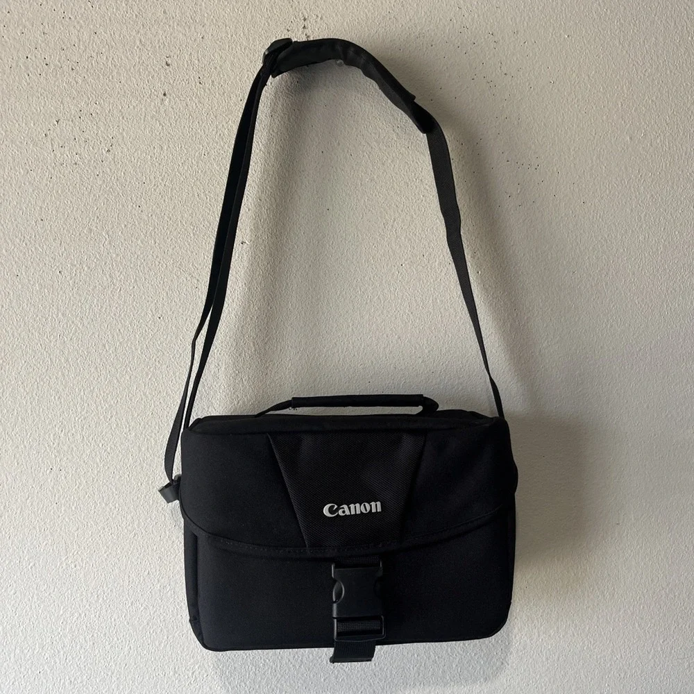 Canon Professional Camera Bag With Shoulder Strap